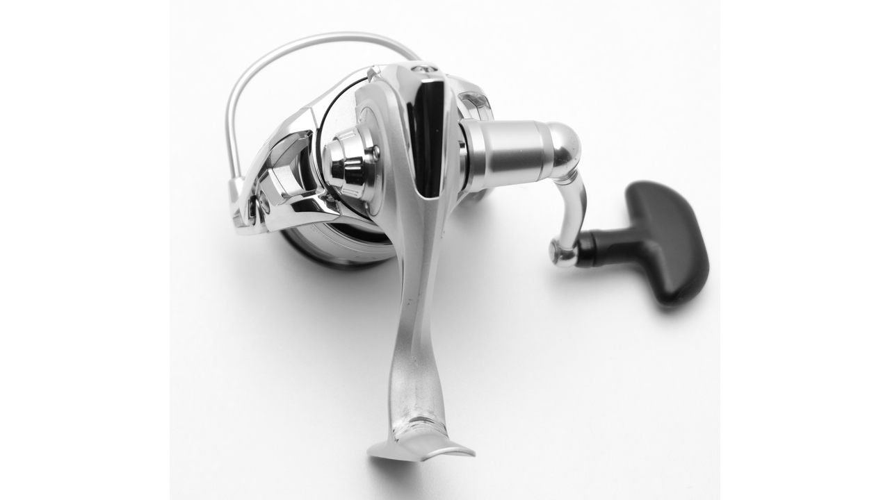 Катушка спиннинговая daiwa luvias 07 2506 новогодняя цена!