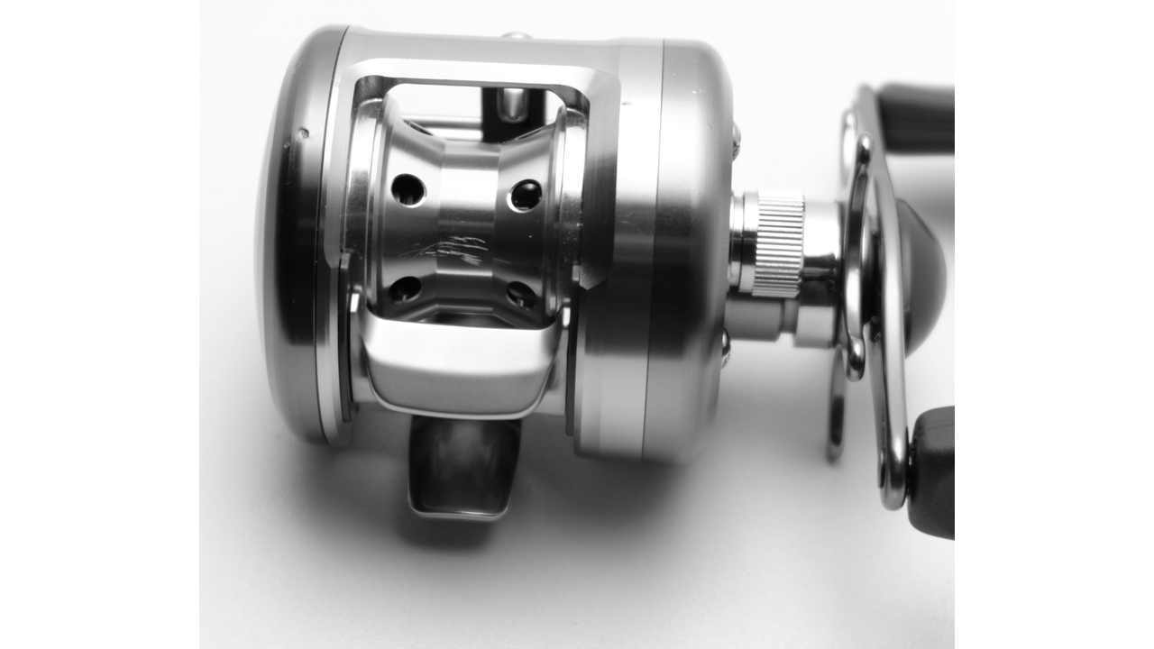 Катушка мультипликаторная daiwa millionaire cv-x 105h right hand суперцена!