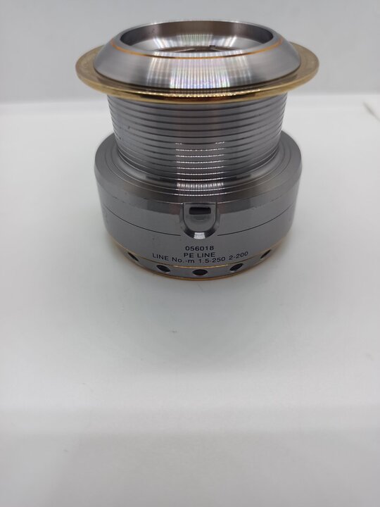 Катушка спиннинговая daiwa certate hyper custom 4000h + шпуля