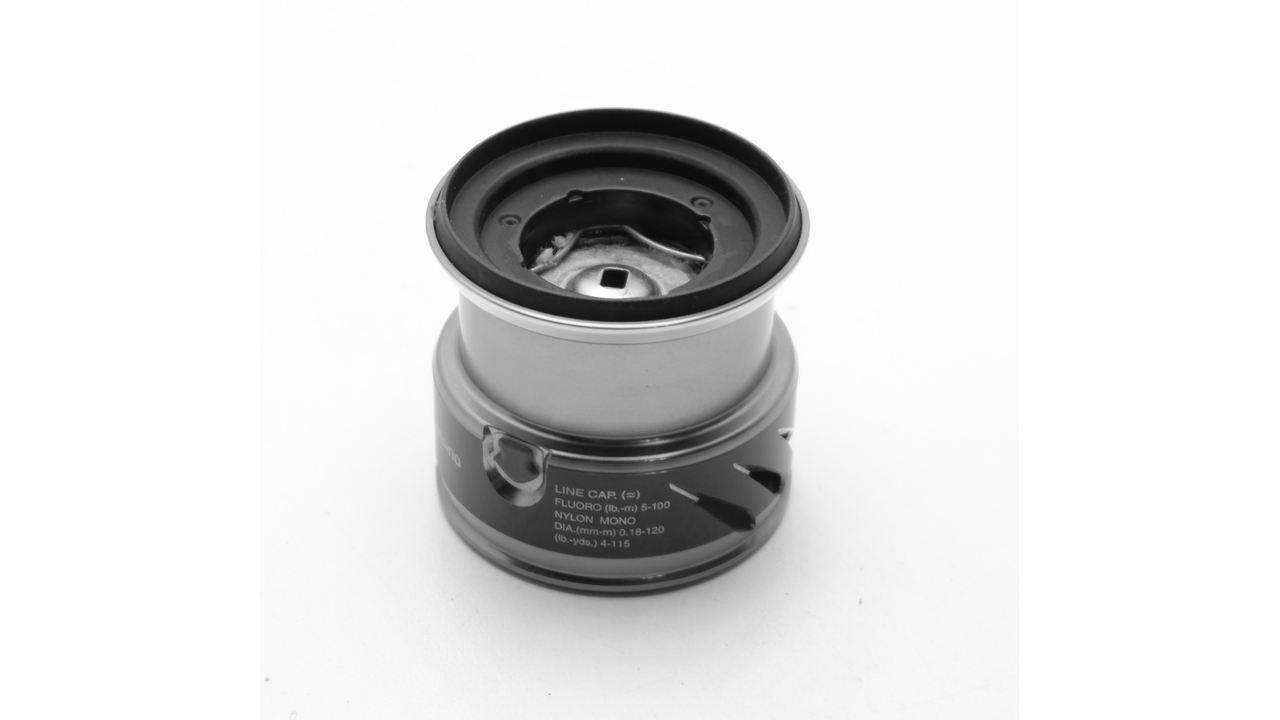 Шпуля shimano stradic 15 2500s