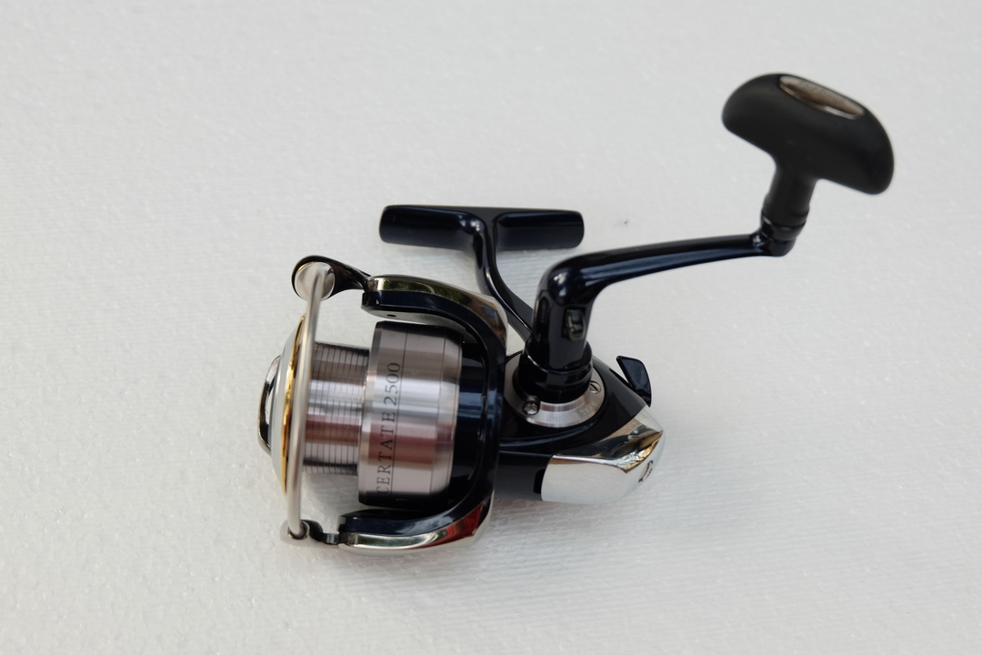 Daiwa certate 04 2500 идеал!!!