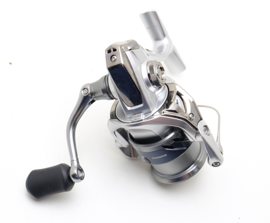 Катушка безинерционная shimano stradic 15 2500hgs jdm