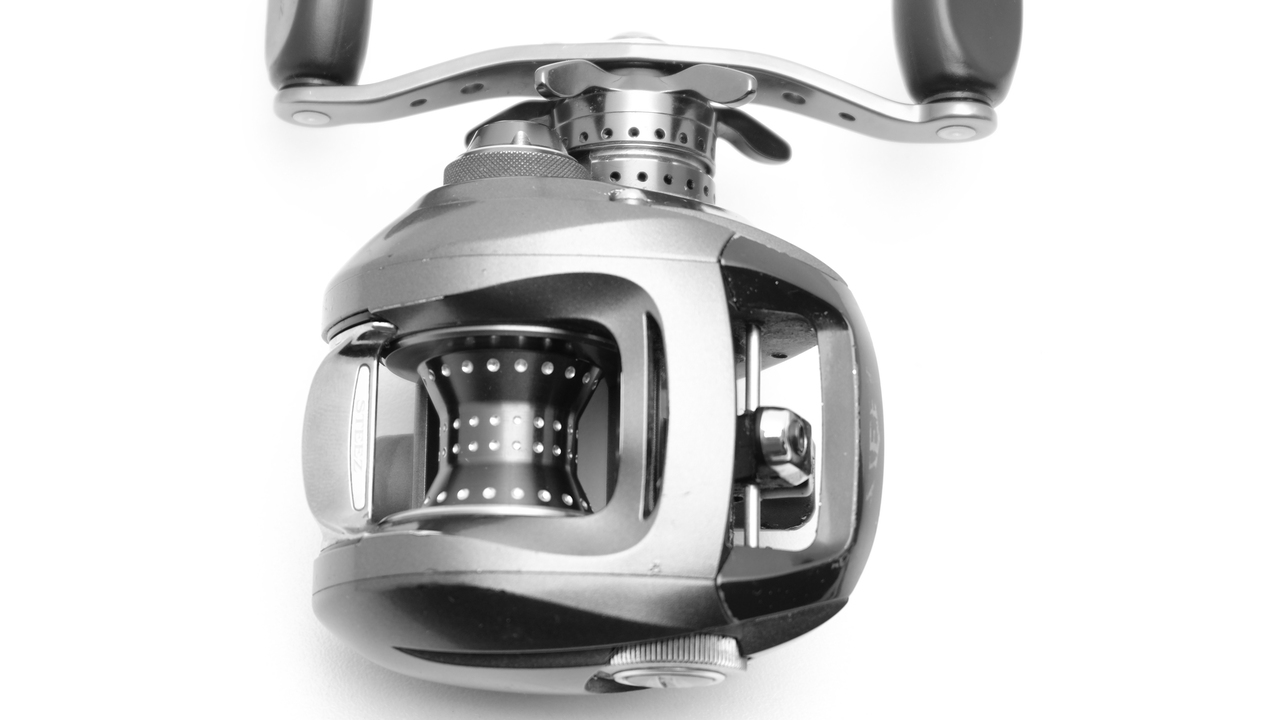 Мультипликаторная катушка daiwa steez 100l 