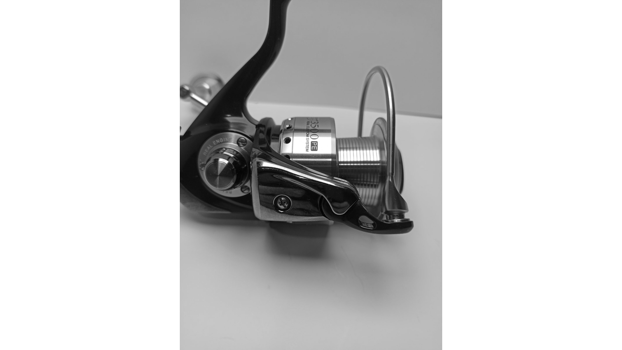 Катушка спиннинговая daiwa certate 3500 04 rcs spool + rcs handle Катушка спиннинговая daiwa certate 3500 04 rcs spool + rcs handle