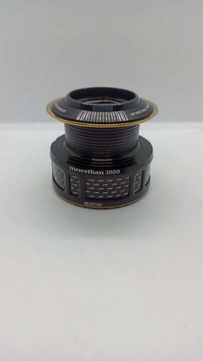 Шпуля daiwa morethan branzino 3000 