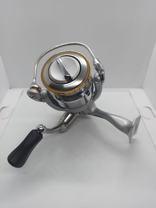 Катушка безынерционная daiwa luvias 07 2506