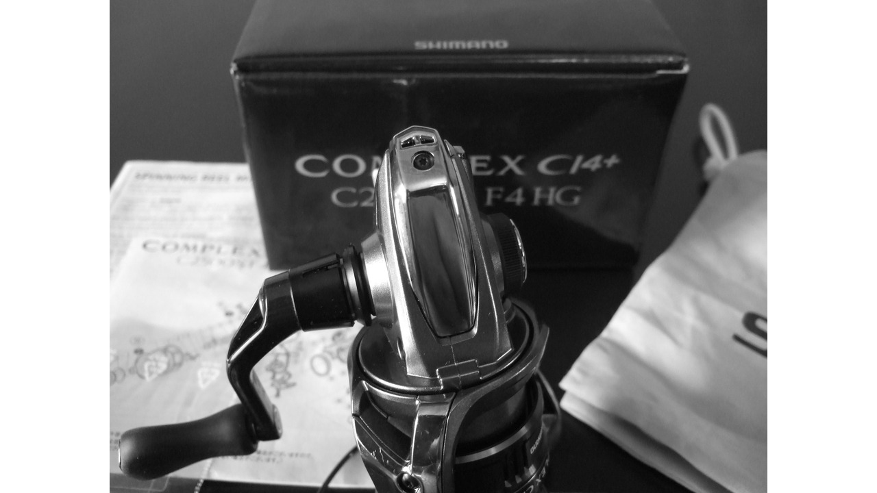 Катушка спиннинговая shimano 17 complex ci4+ c2500s f4 hg