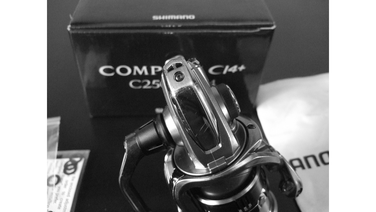 Shimano 17 complex ci4+ c2500s f4