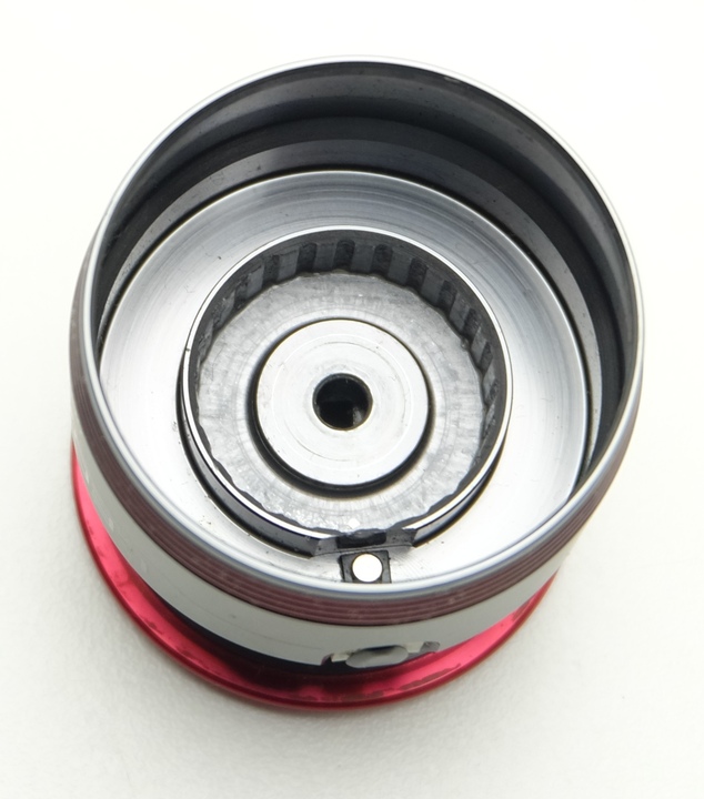 Шпуля daiwa legalis 2000