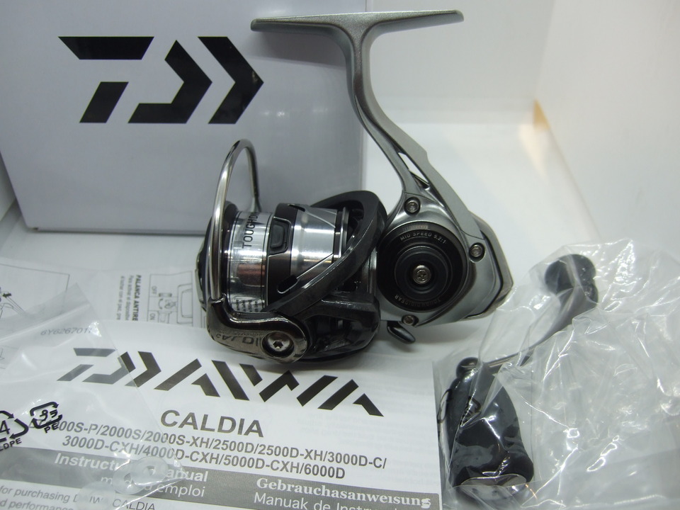 Спиннинговая катушка daiwa 18 caldia lt 2000s новая 