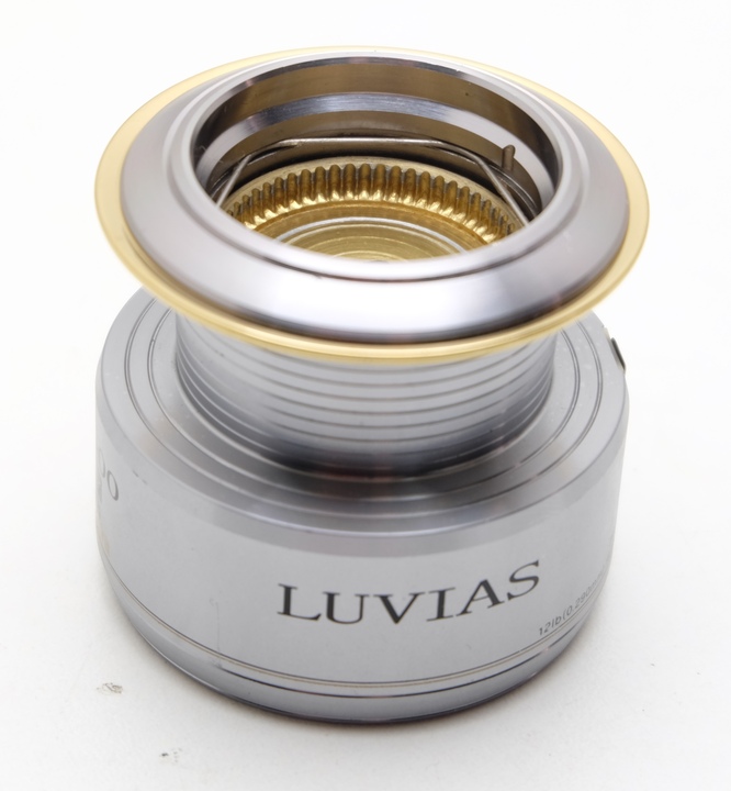 Шпуля daiwa luvias 07 2500r