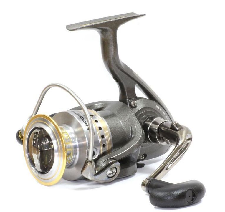 3 главных подшипника daiwa procaster 3500x