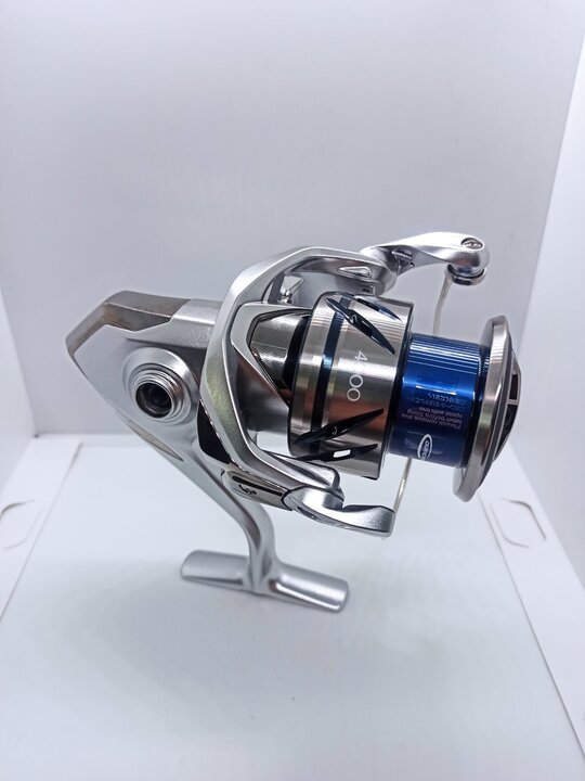 Катушка безынерционная shimano stradic 23 4000