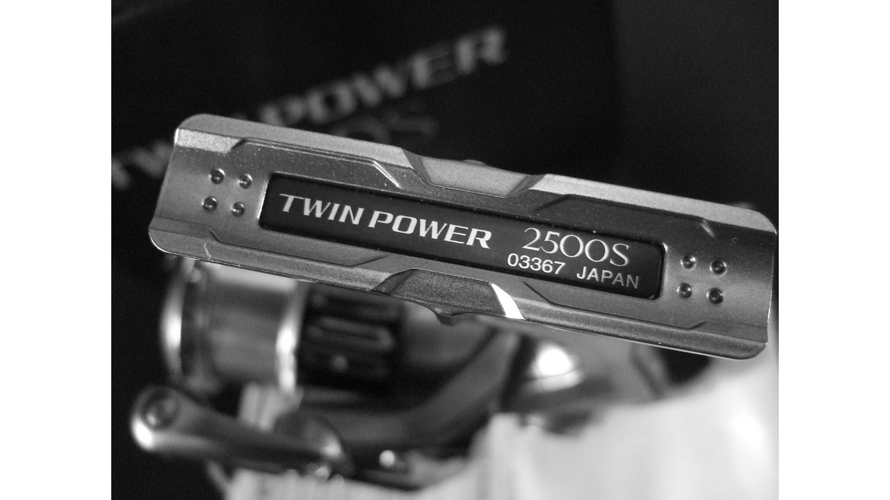 Shimano 15 twin power 2500s