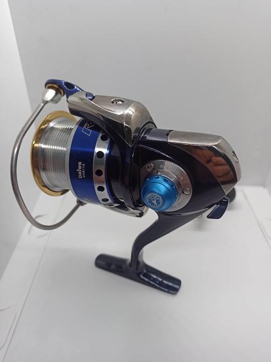 Катушка безынерционная daiwa 04 certate 4000 