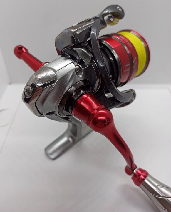 Катушка безинерционная daiwa 18 caldia lt2000