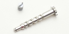 Бесконечник с бегунком worm shaft assembly and line guide pawl  daiwa t3 1016h-tw деталь на схеме под номером 74 и 80