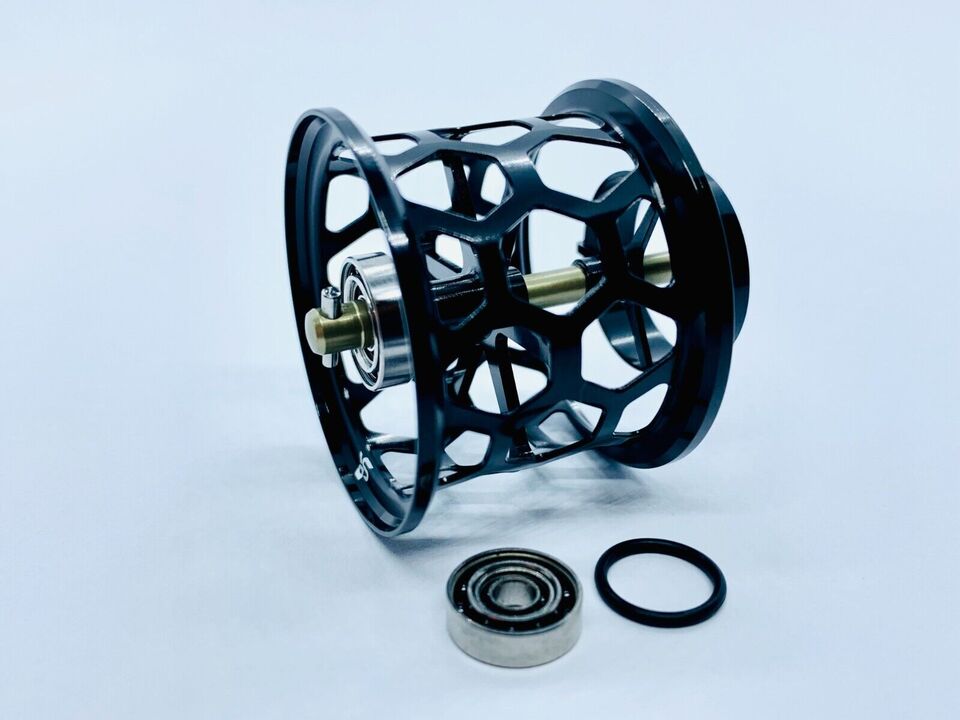 Шпуля amo daiwa bfs honeycomb spool + !!! 2 way bearings kit !!! / d.34/ steez / t3 black