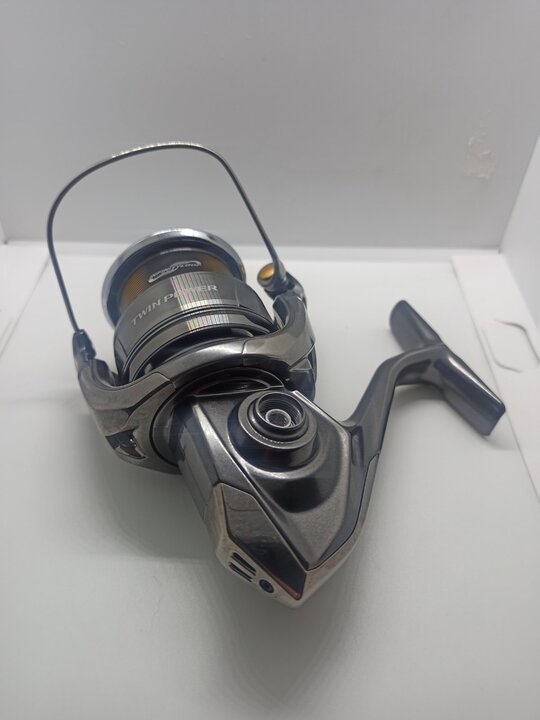 Катушка shimano 24 twin power 4000pg jdm(внутренний японский рынок)