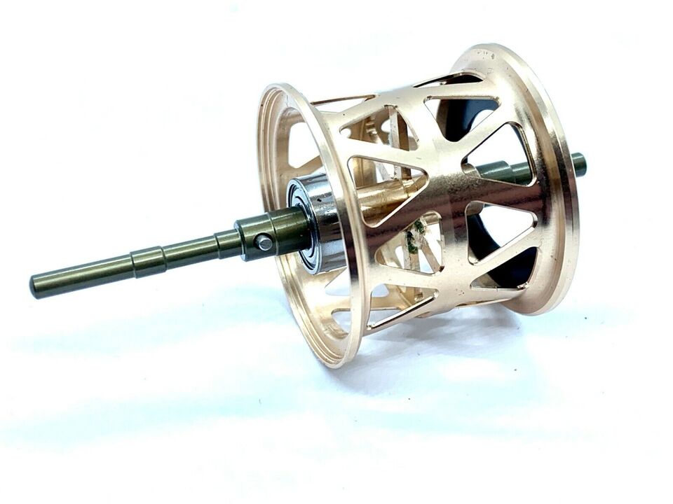 Шпуля bfs light weight x-spool for abu garcia max4 series reels gold