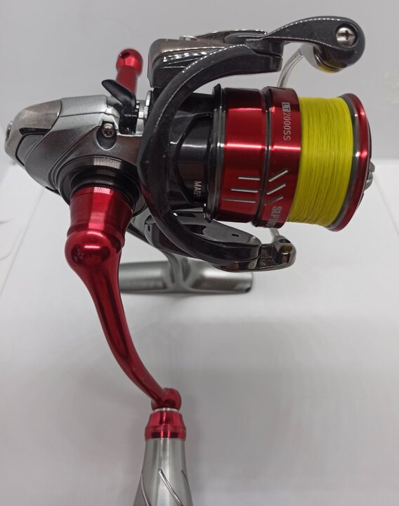 Катушка безинерционная daiwa 18 caldia lt2000