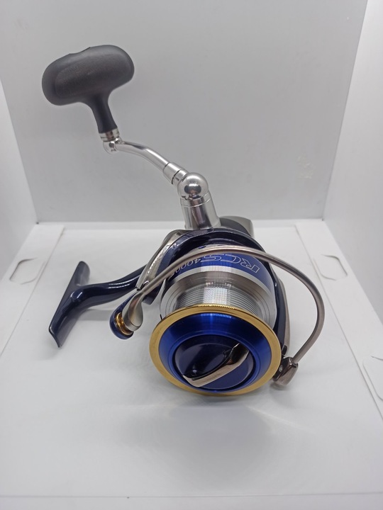 Катушка безынерционная daiwa 04 certate 4000 