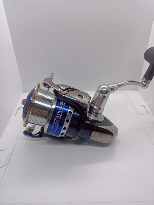 Катушка безынерционная daiwa 04 certate 4000 